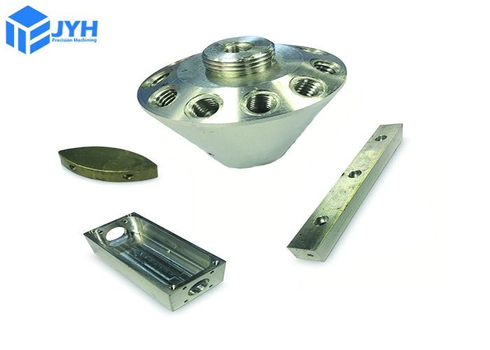 5 axes d'usinage CNC avec 650*650*550 mm de taille