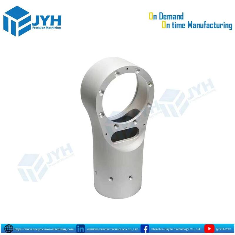 Support de support en aluminium usiné à la machine CNC sur mesure avec fente et trous de montage de précision