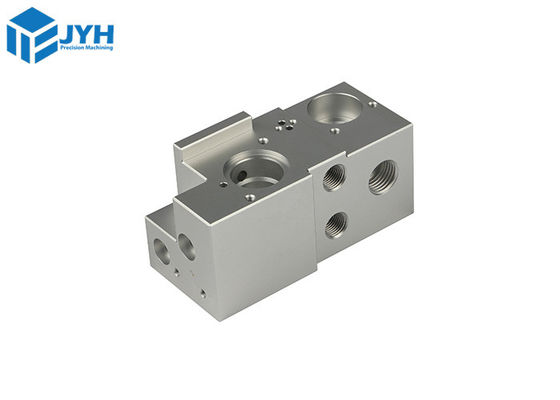 Acier d'aluminium personnalisé 5 axes usinage CNC 0,001 mm Tolérance